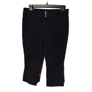 Royalty For Me High Rise Three Button Shaping Capri Women's Size 14 Black